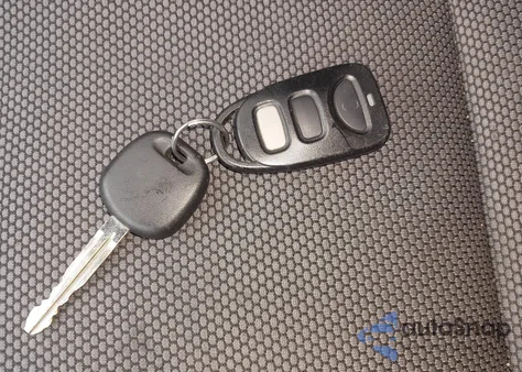 2004 Toyota Matrix Xr from USA, damaged, VIN 2T1KR32E24C244091